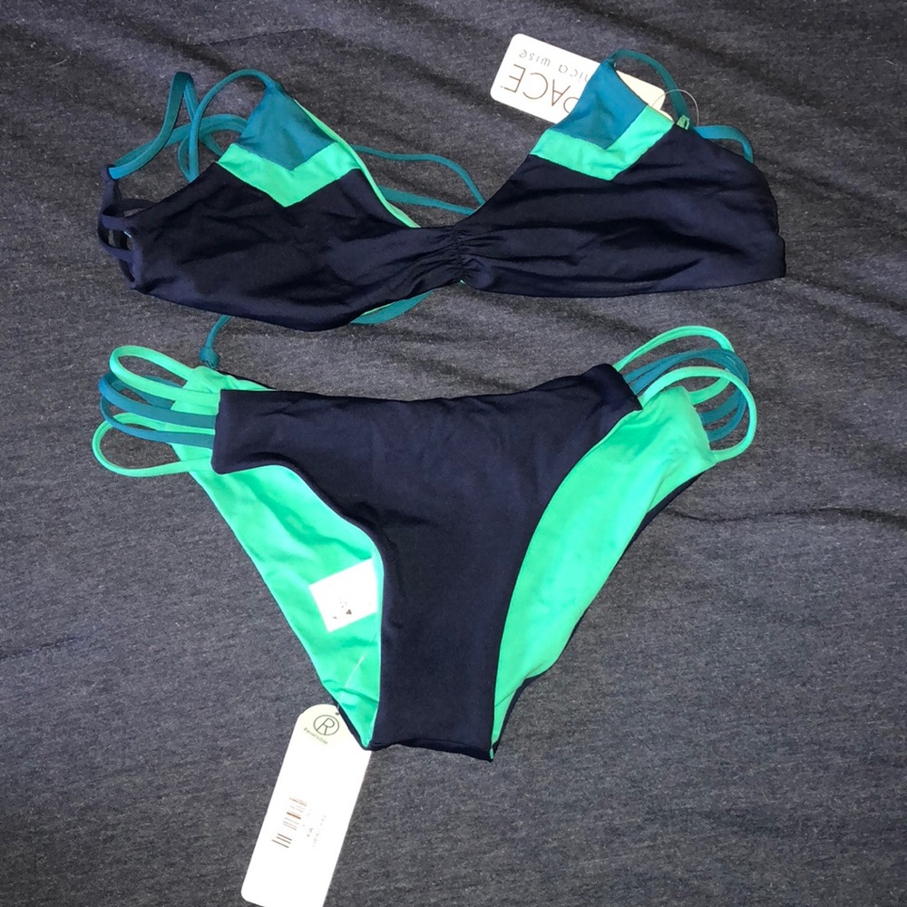 NWT L Space reversible bikini